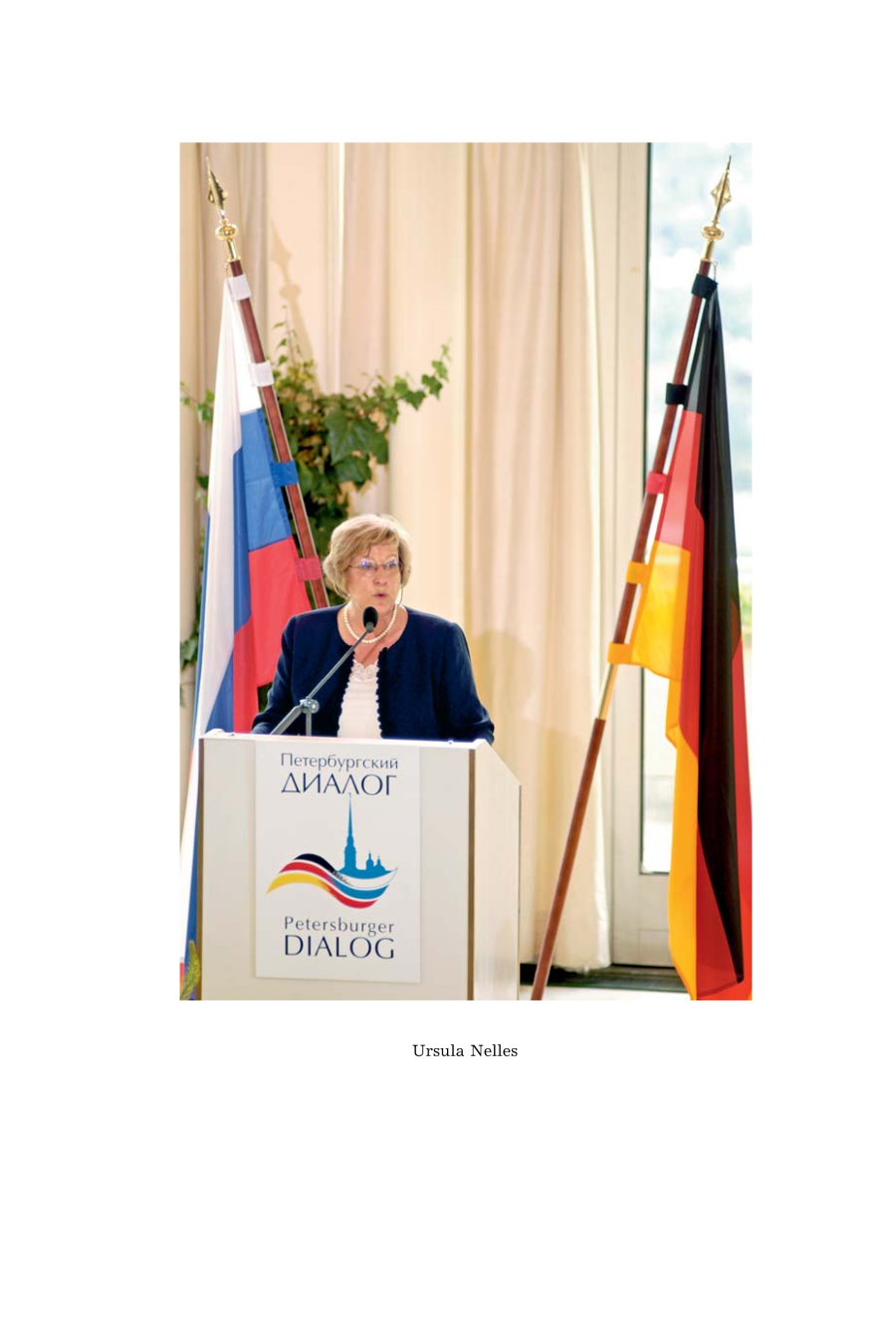 Würdigung der Leistungen und Verdienste des zu Ehrenden durch die Dekanin der Rechtswissenschaftlichen Fakultät der Universität Münster